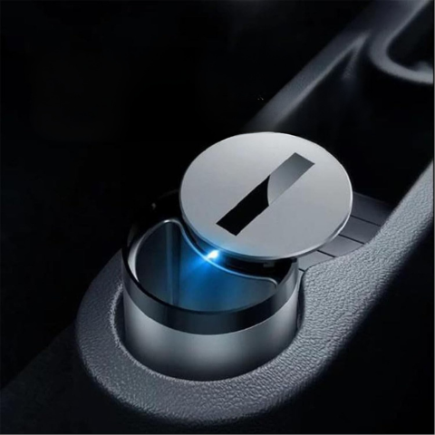 Hordozható Hamutartó Autóhoz — Kompakt és Praktikus