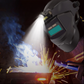 Auto-dunkelnder Schweißhelm mit Stirnlampe 